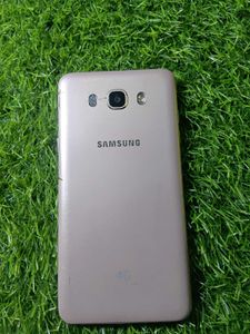 samsung galaxy j7 (2016) good condition 4g Network