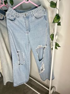 Light Wash Ripped Wide Leg Jeans