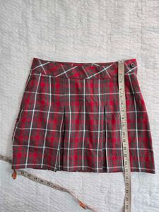 Classic Plaid Pleated Skirt waist 28/30