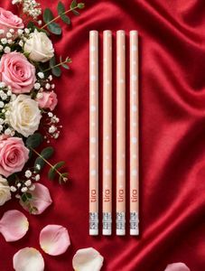 Tira pencil Total 9 box and stickers free