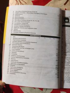 JEE Main Physics Chemistry Maths Book