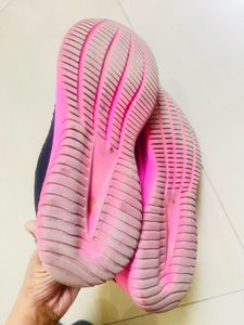 Stylish Black &amp; Pink Sneakers