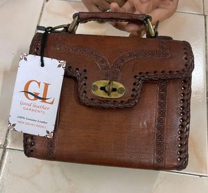 ANTIQUE REAL LEATHER HANDMADE BAG
