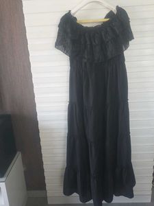 Black Ruffled Off-Shoulder Maxi Dress