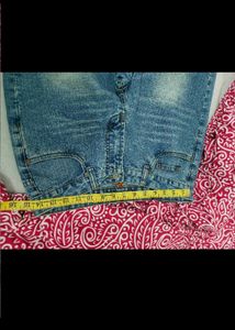 Light Wash Flared Jeans