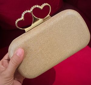 Sparkling Heart Ring Clutch