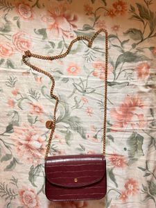 assessorize London  Burgundy Croc Embossed bag