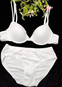 White Bra with Bow Detail and penty