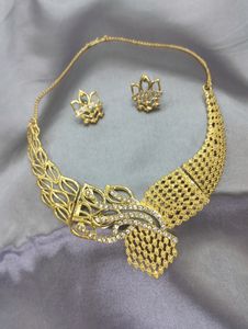 Jewellery Set With Earrings