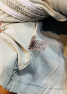 🇯🇵Uniqlo imported Zip-Up Hoodie