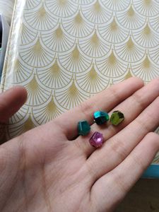 10 each beads