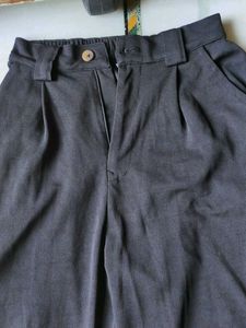Stylish Women's Dark Grey cargo trouser