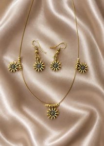 Trending invisible Sunflower Necklace & Earring Se