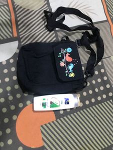 Cute Bird Print Sling Bag and shampoo free