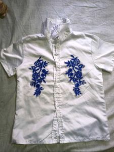 Chinese-Inspired Blue Floral Embroidery