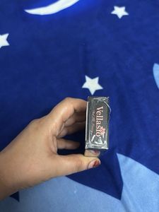 Vellasio Strobe Gold Cream