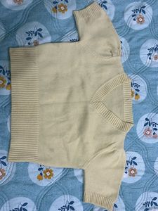 💛butter yellow V-Neck Knit Top 💛