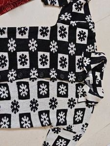 Black & White Snowflake Knit Cardigan