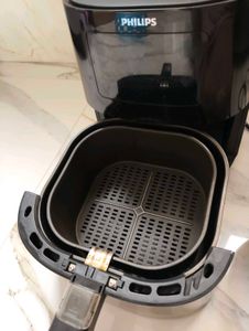 Philips Air Fryer HD9252/70 touch screen