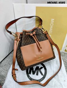 Micheal kors Slingbags