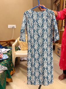 Blue &amp; White Printed Kurta Set