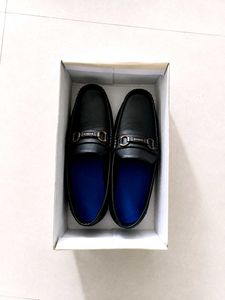Men's Black Leather Loafers