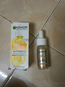 Garnier Bright Complete Vitamin C Serum