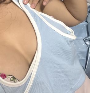 Cute Blue Crop Top 32-34