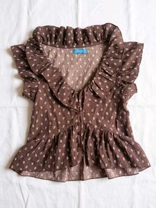 Brown ruffle top🌟