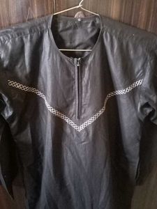 Stylish Black Thobe with Zipper for Boy's