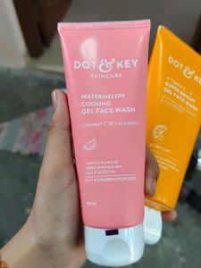 Dot &amp; Key Gentle Face Wash