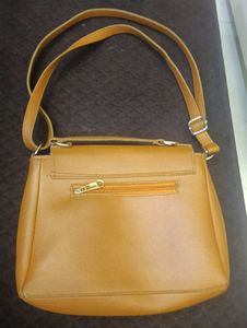 Stylish Tan Shoulder Bag With Free Gift 🎁