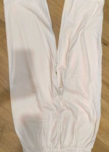 Women's White Cropped Pants