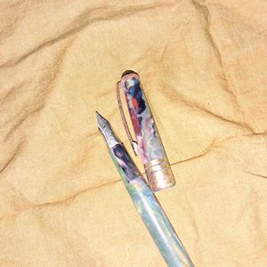 Artistic Vintage Fountain Pen with Cap