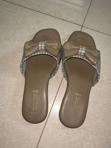 Stylish Bow Slide Sandals