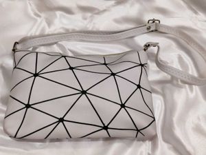 Geometric Print sling Bag