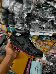 NIKE Air Jordan Shoes 🔥