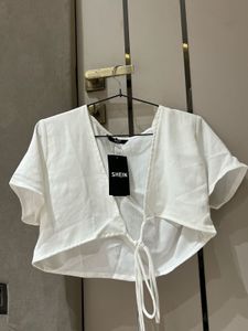 SHEIN White Tie-Front Crop Top