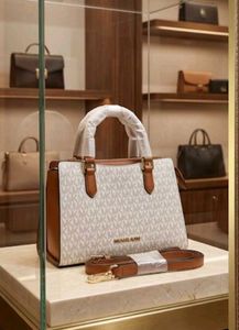 MICHAEL KORS SATCHEL BAG*( NO BOX) PREMIUM QUALITY