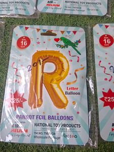 Letter 'R' Foil Balloons 7pc