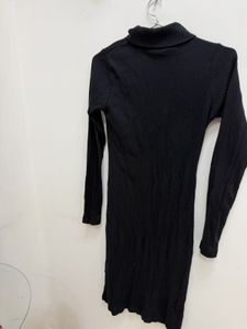 Black Ribbed Turtleneck Midi Dress