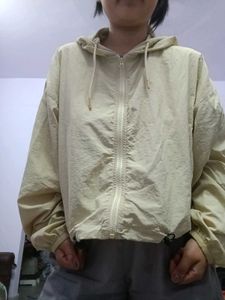 Casual Beige Cropped Jacket