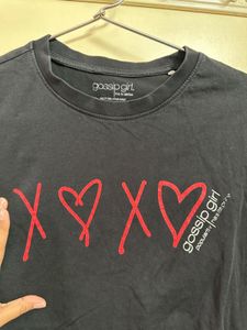 Gossip Girl XOXO T-Shirt ( ginger by lifestyle)