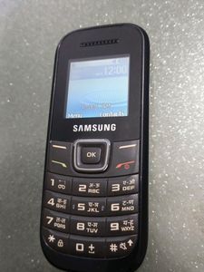 Samsung E1200
