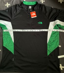 The North Face 1/4 Zip Pullover