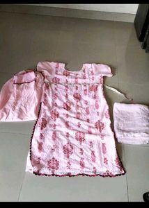 XL pretty chikankari kurta set 3 pc