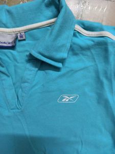 Vintage Y2K Reebok Polo Shirt  (Size L)