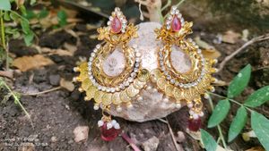 Earrings Beautiful 🙋 Price Droped