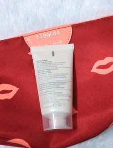 Clinique Moisture Surge Over Night Mask