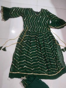 Nyra cut Sequined Kurta Set